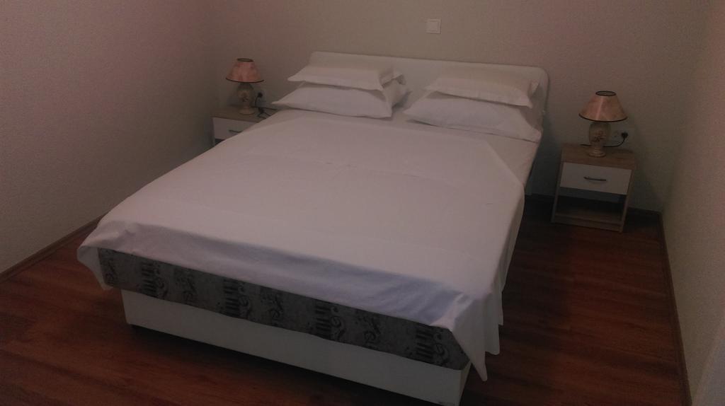 Mikuljan Apartments Stobreč Esterno foto